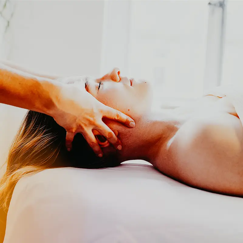 Caro liebt Massagen - Behandlung_2