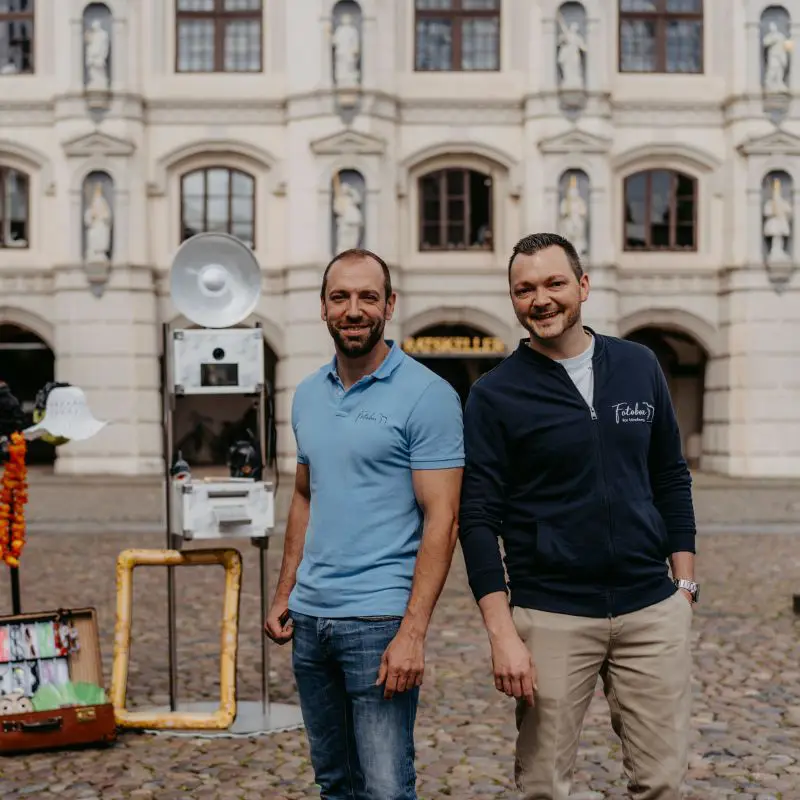 Mehr über den Artikel erfahren 54 Magazin 10-24 · Fotobox für Lüneburg